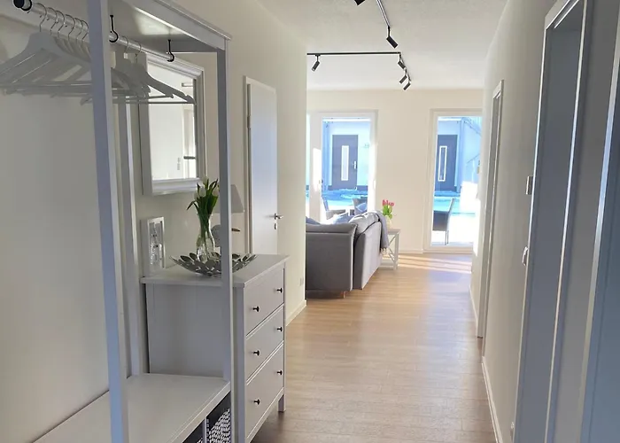 Hangar 19 Seebrise * Schwerin (Mecklenburg-Vorpommern)